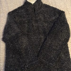 Dark grey Sherpa quarter zip